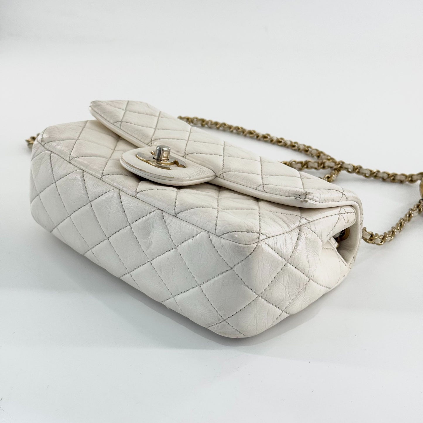 Chanel - Classic Flap Gold Ball Mini - Lambskin leather - White - (mini)
