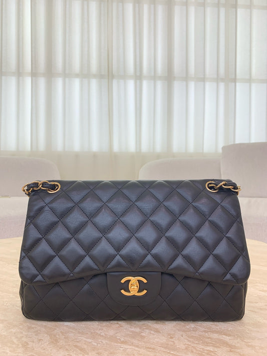 Chanel - Classic Flap Jumbo - Leather - Black - (Jumbo)