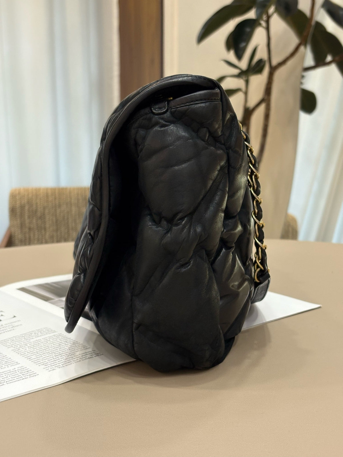 Chanel - Classic Flap Jumbo - Leather - Black - (large)