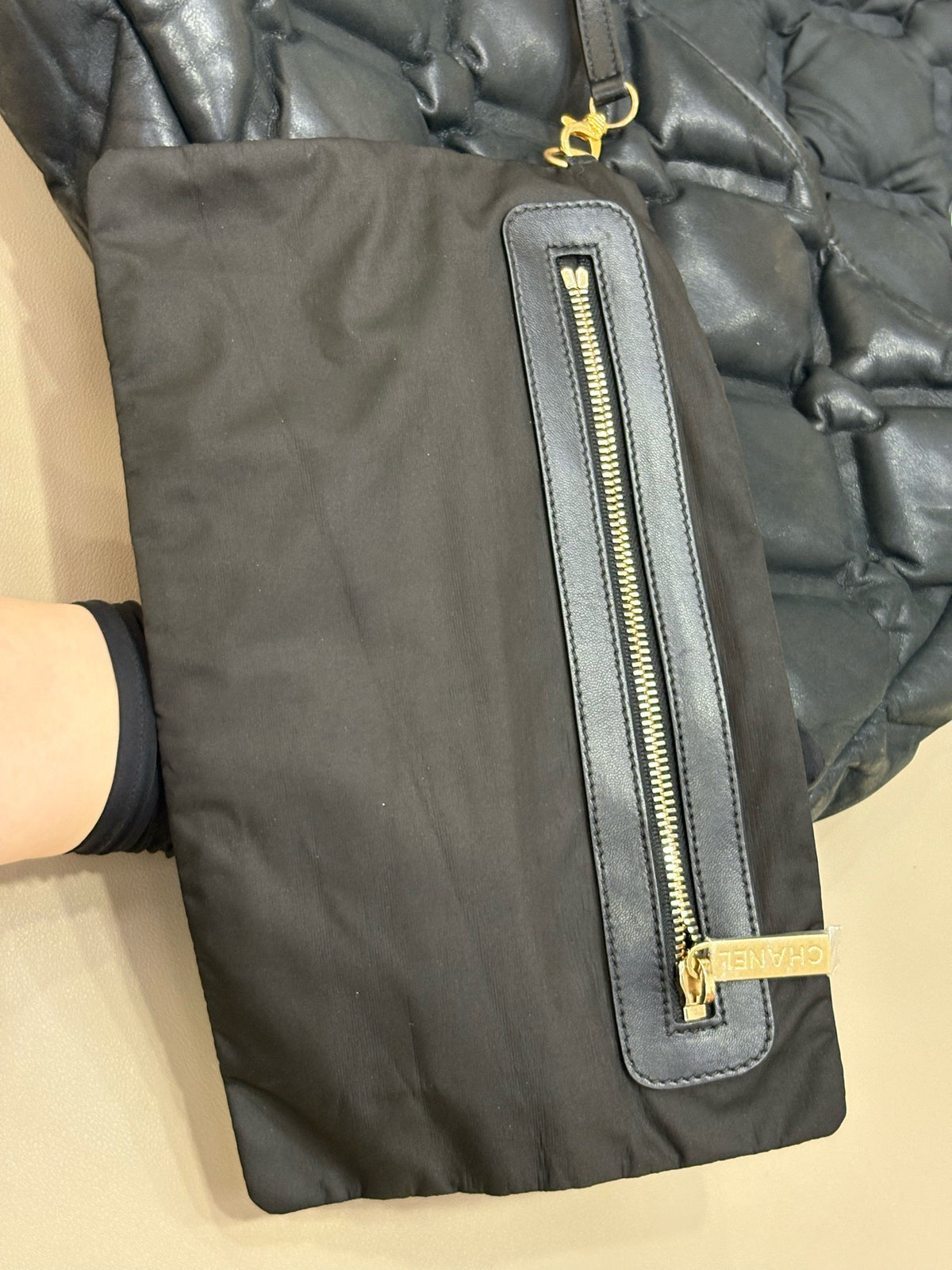 Chanel - Classic Flap Jumbo - Leather - Black - (large)