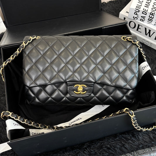 Chanel - Classic Flap Jumbo - Leather - Black - (medium)