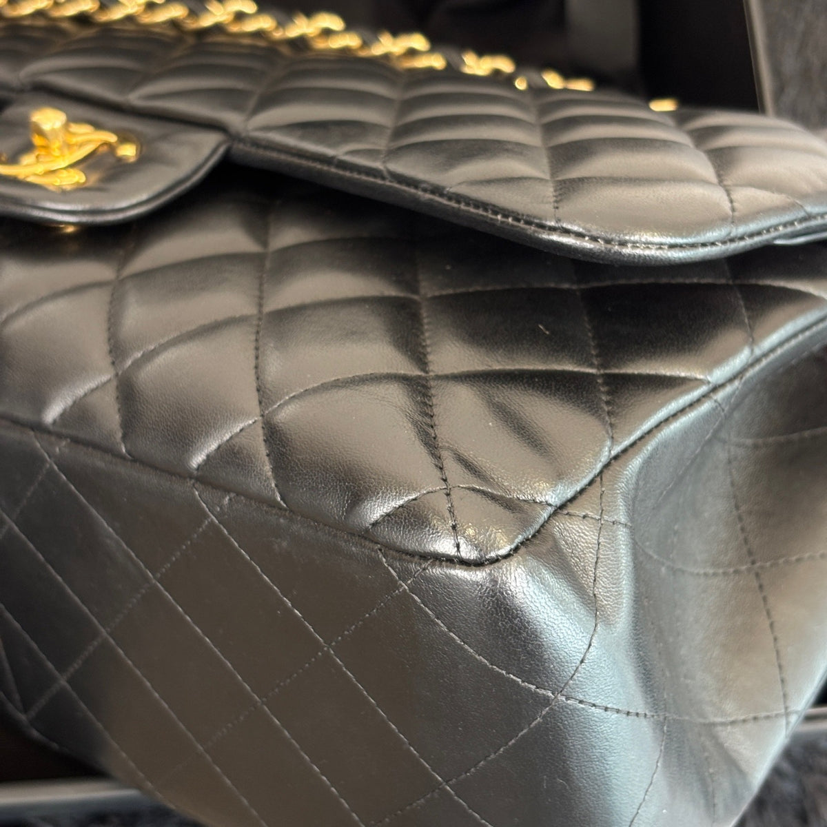 Chanel - Classic Flap Jumbo - Leather - Black - (medium)