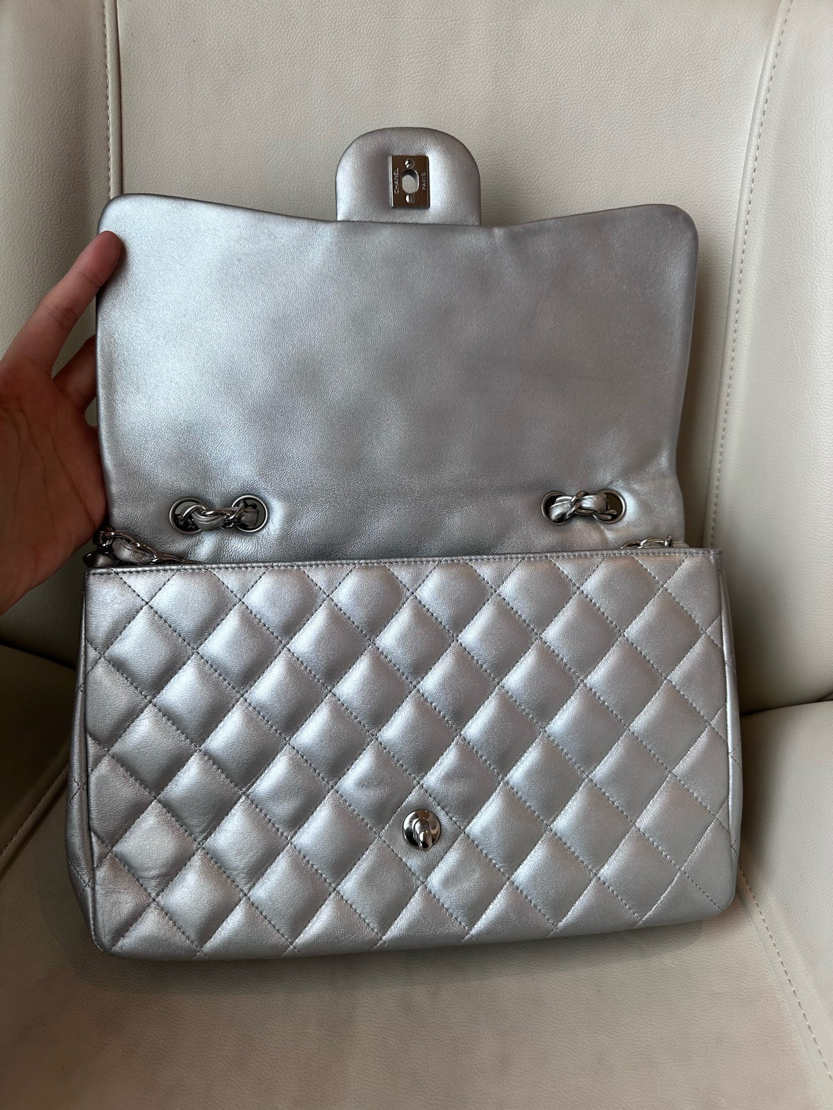 Chanel - Classic Flap Jumbo - Leather - Silver - (large)