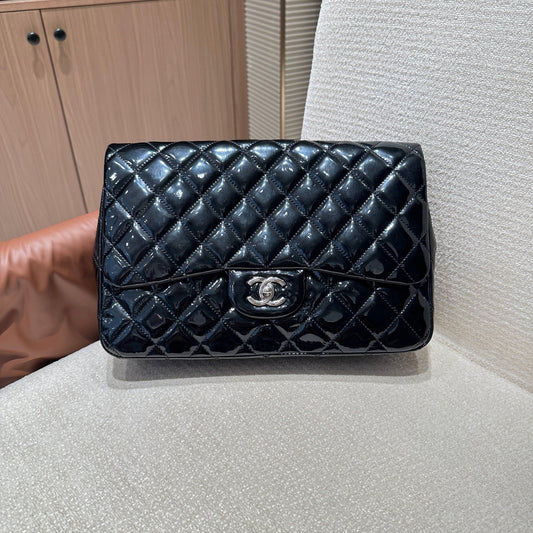 Chanel - Classic Flap Jumbo - Patent leather - Black - (Jumbo)