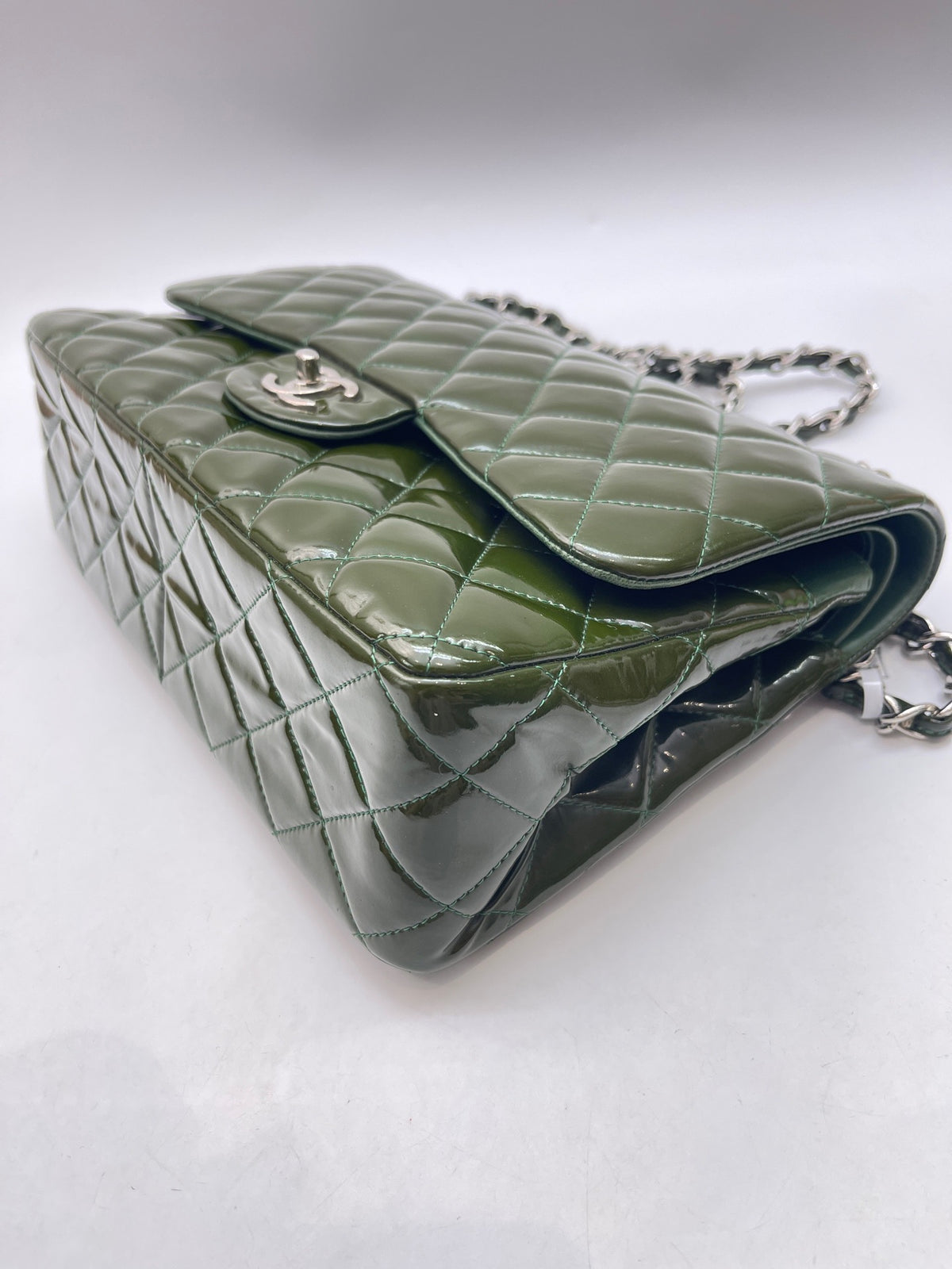 Chanel - Classic Flap Jumbo - Patent leather - Green - (Jumbo)