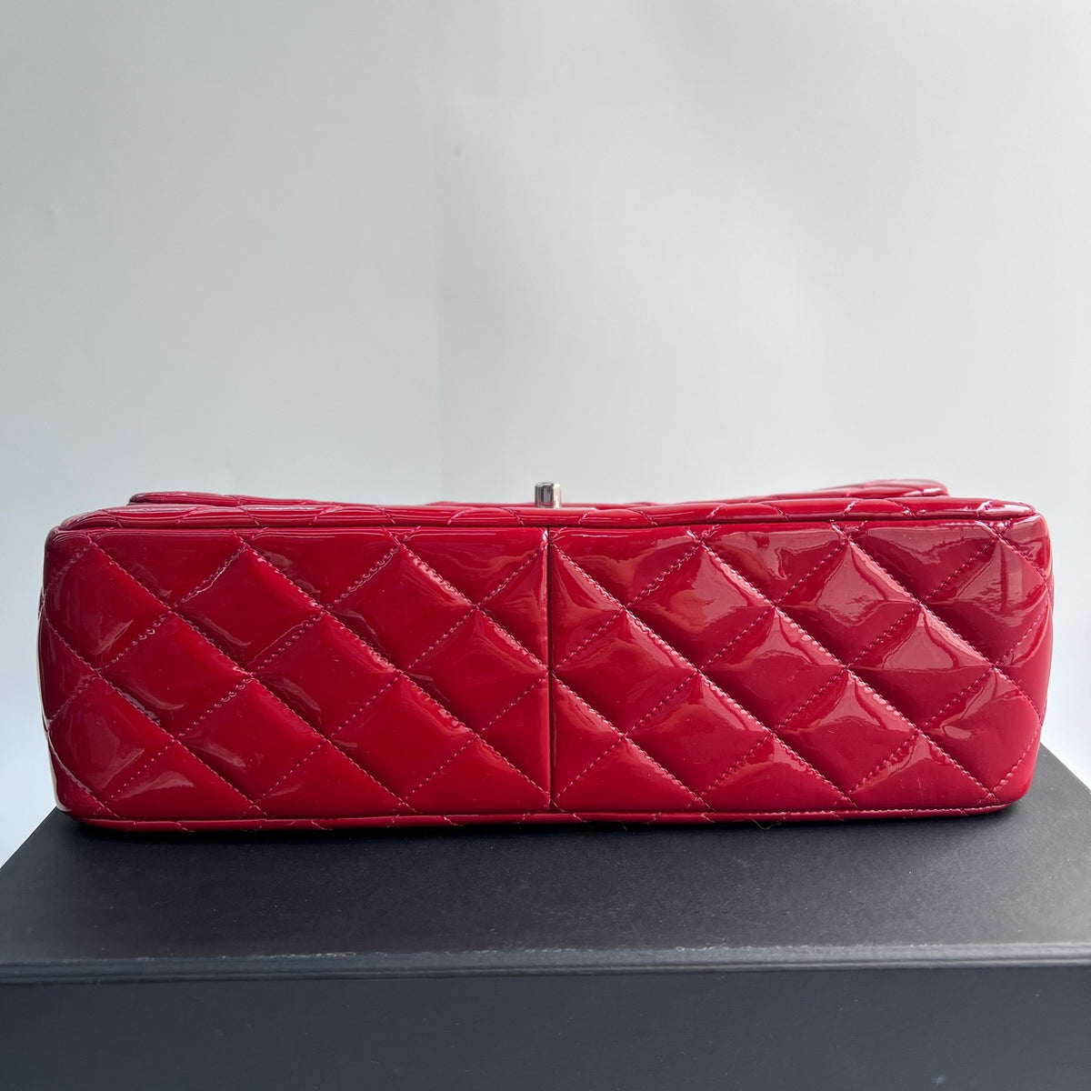 Chanel - Classic Flap Jumbo - Patent leather - Red - (large)