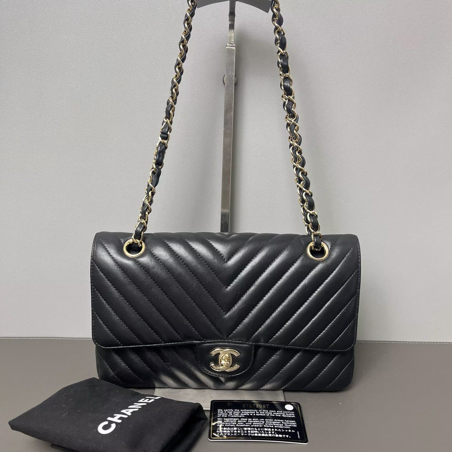 Chanel - Classic Flap - Lambskin leather - Black with Red Interior - (medium)