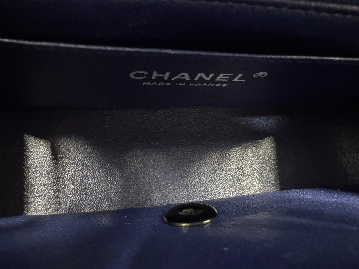 Chanel - Classic Flap Large Mini 20 - Velvet - Blue - (mini)