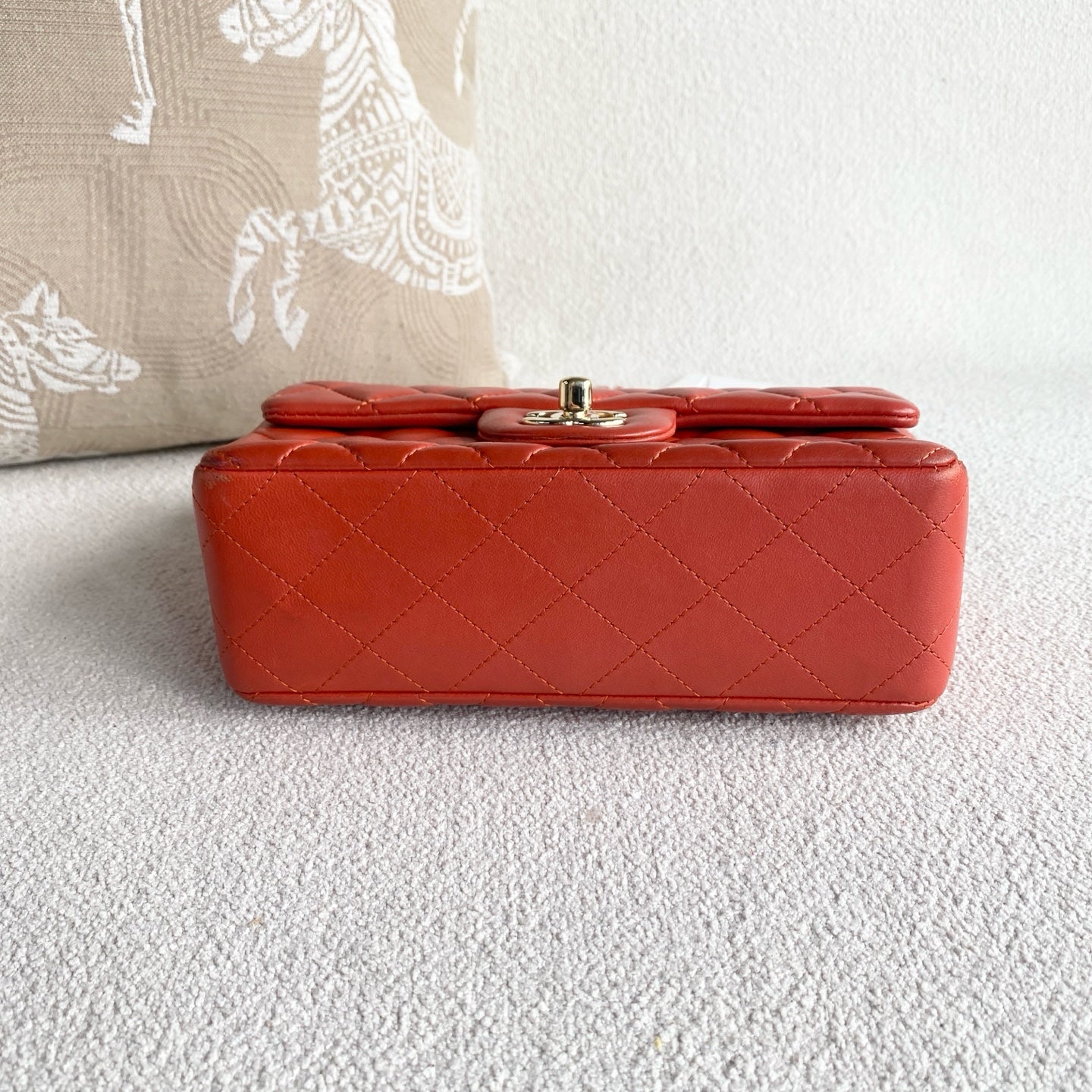Chanel - Classic Flap Large Mini - Lambskin leather - Orange Red with Gold-Tone Hardware - (Mini)
