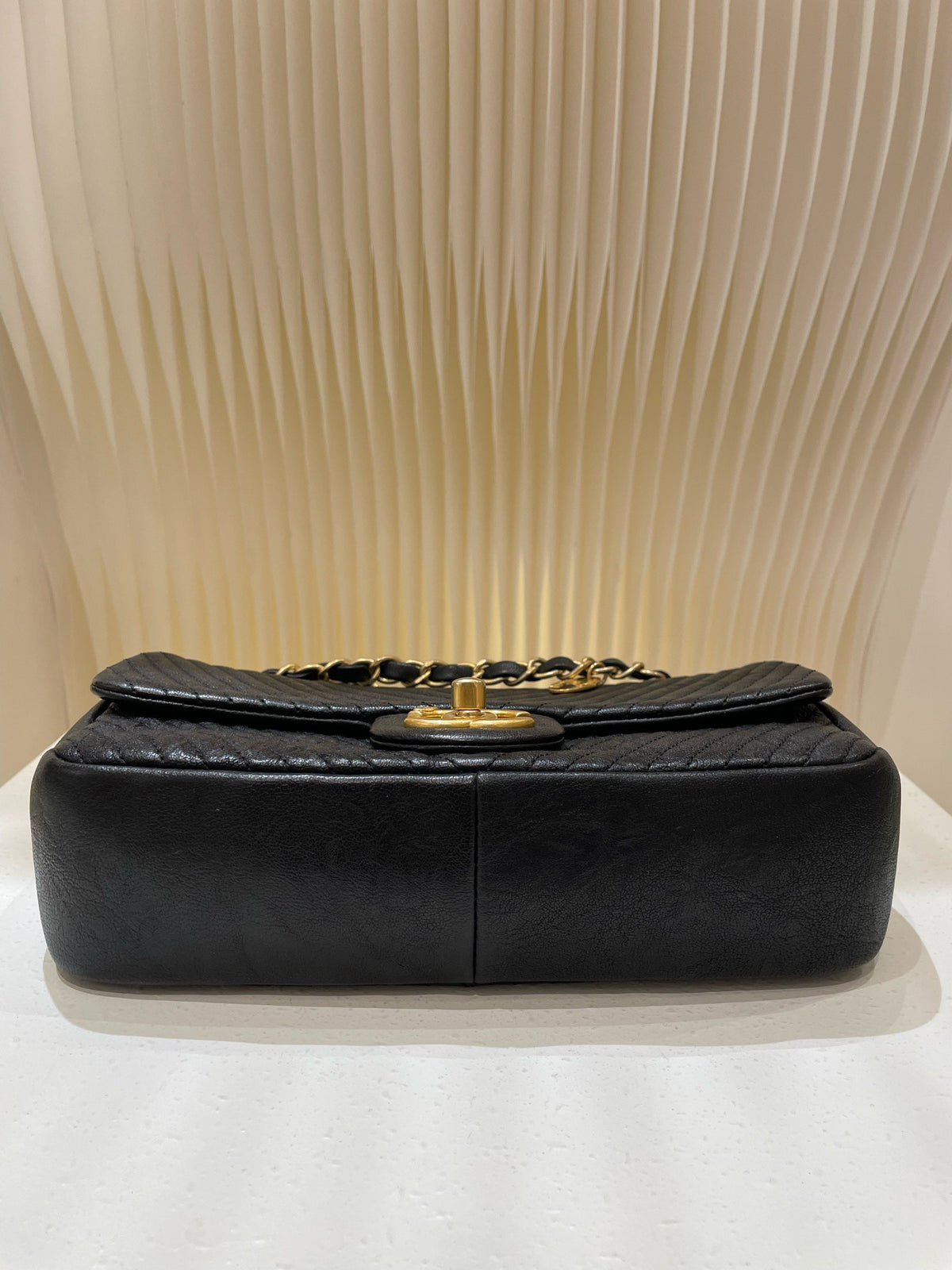 Chanel - Classic Flap Large Mini - Leather - Black - (mini)