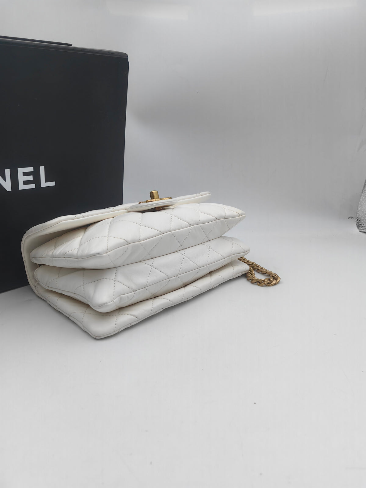 Chanel - Classic Flap Large Mini - Leather - White - (mini)