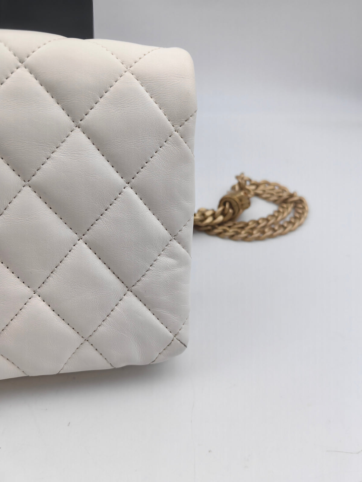Chanel - Classic Flap Large Mini - Leather - White - (mini)