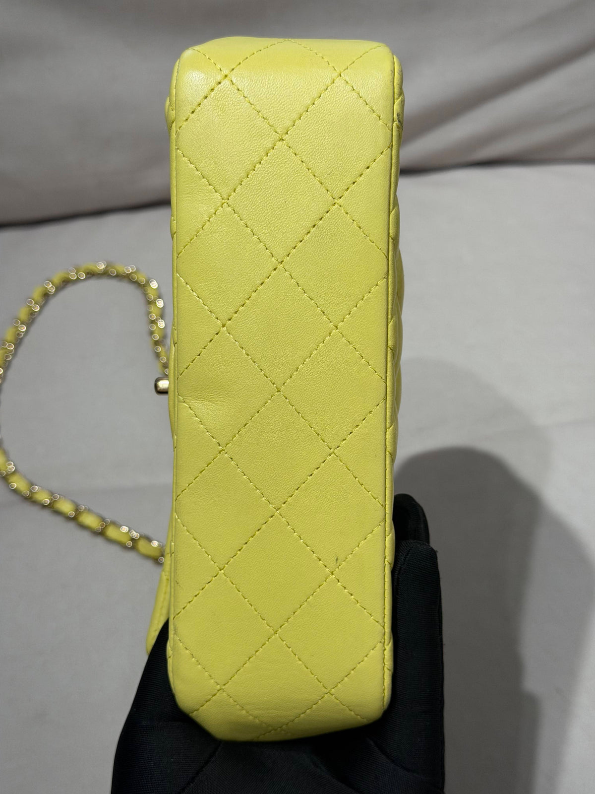Chanel - Classic Flap Large Mini - Leather - Yellow - (mini)
