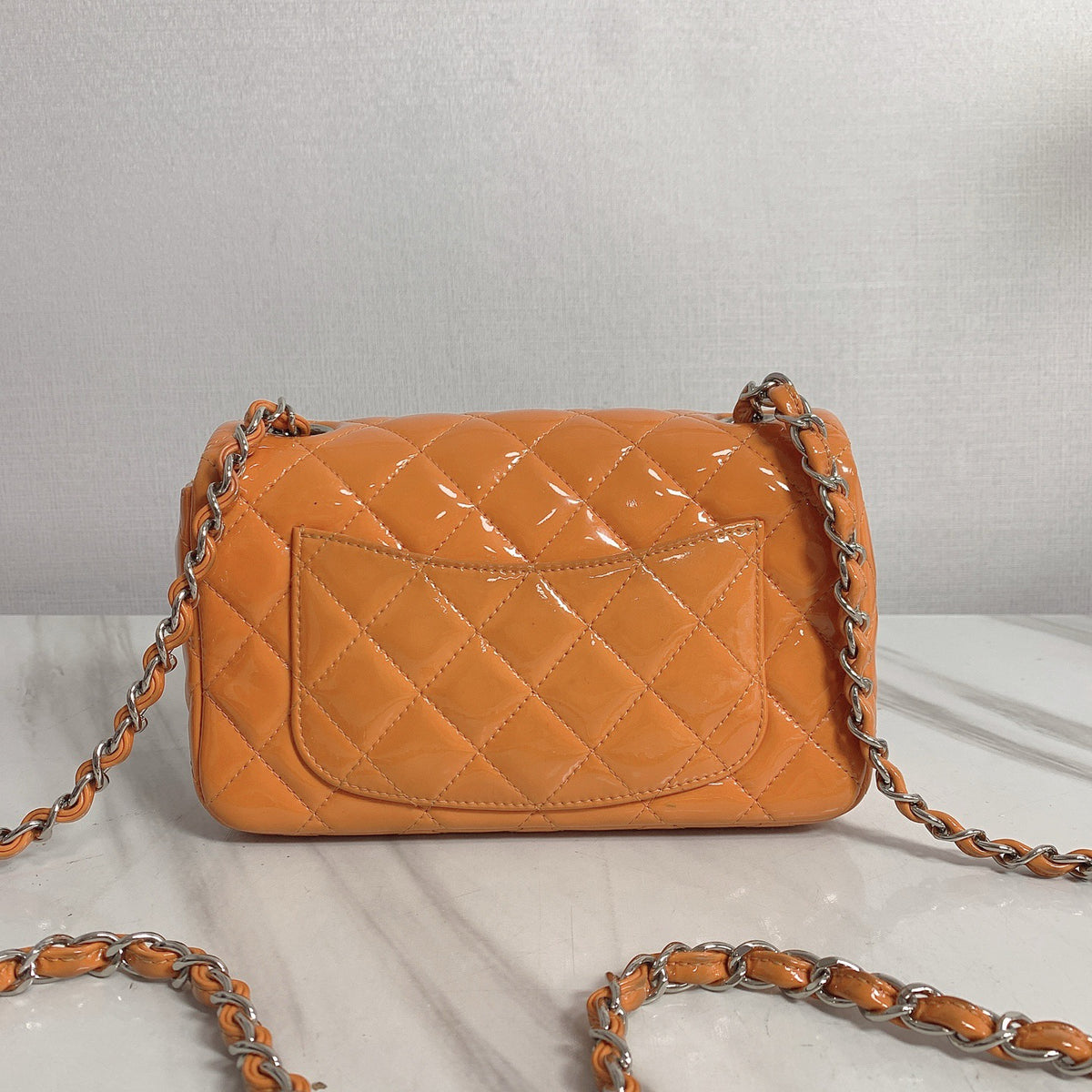 Chanel - Classic Flap Large Mini - Patent leather - Orange - (Mini)
