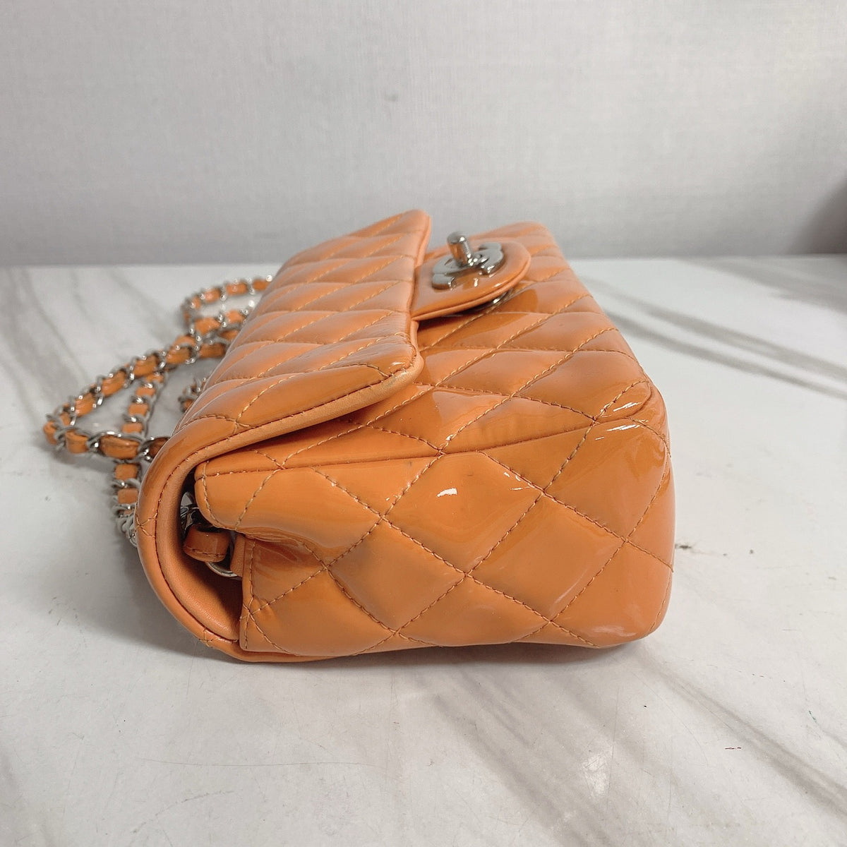Chanel - Classic Flap Large Mini - Patent leather - Orange - (Mini)