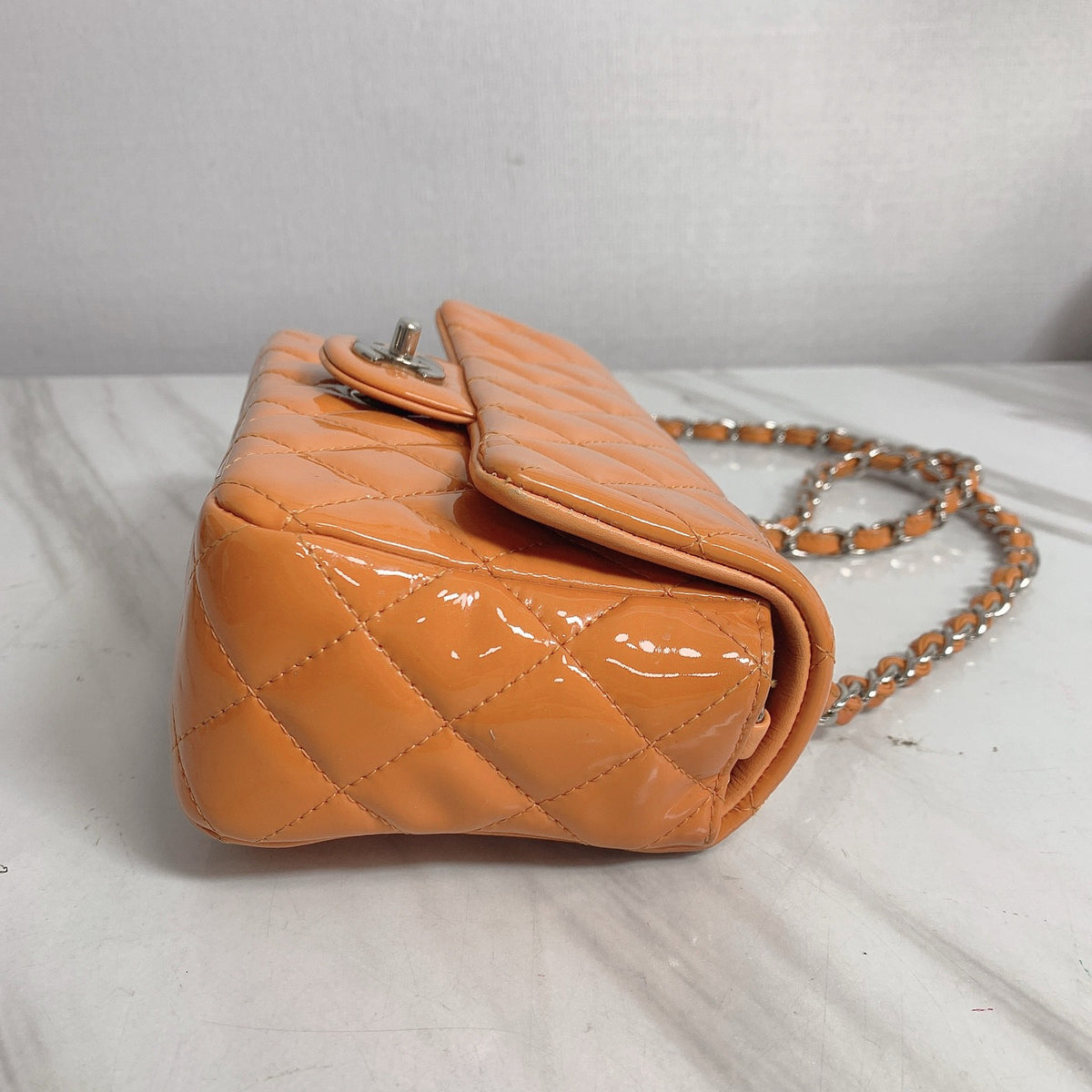 Chanel - Classic Flap Large Mini - Patent leather - Orange - (Mini)