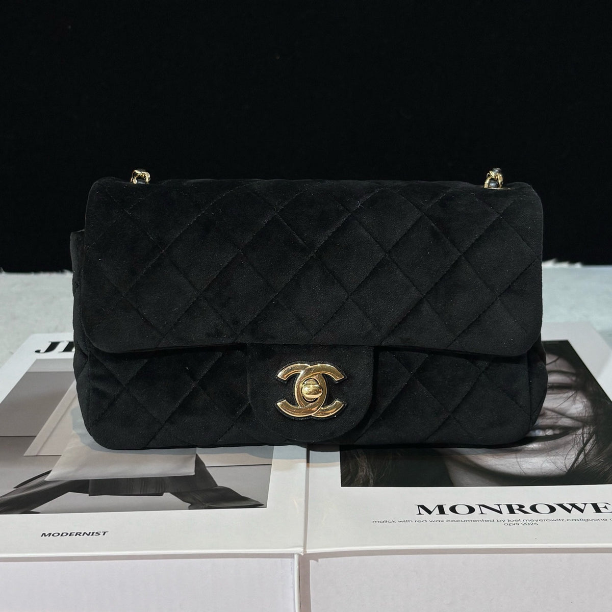 Chanel - Classic Flap Large Mini - Velvet - Black - (mini)