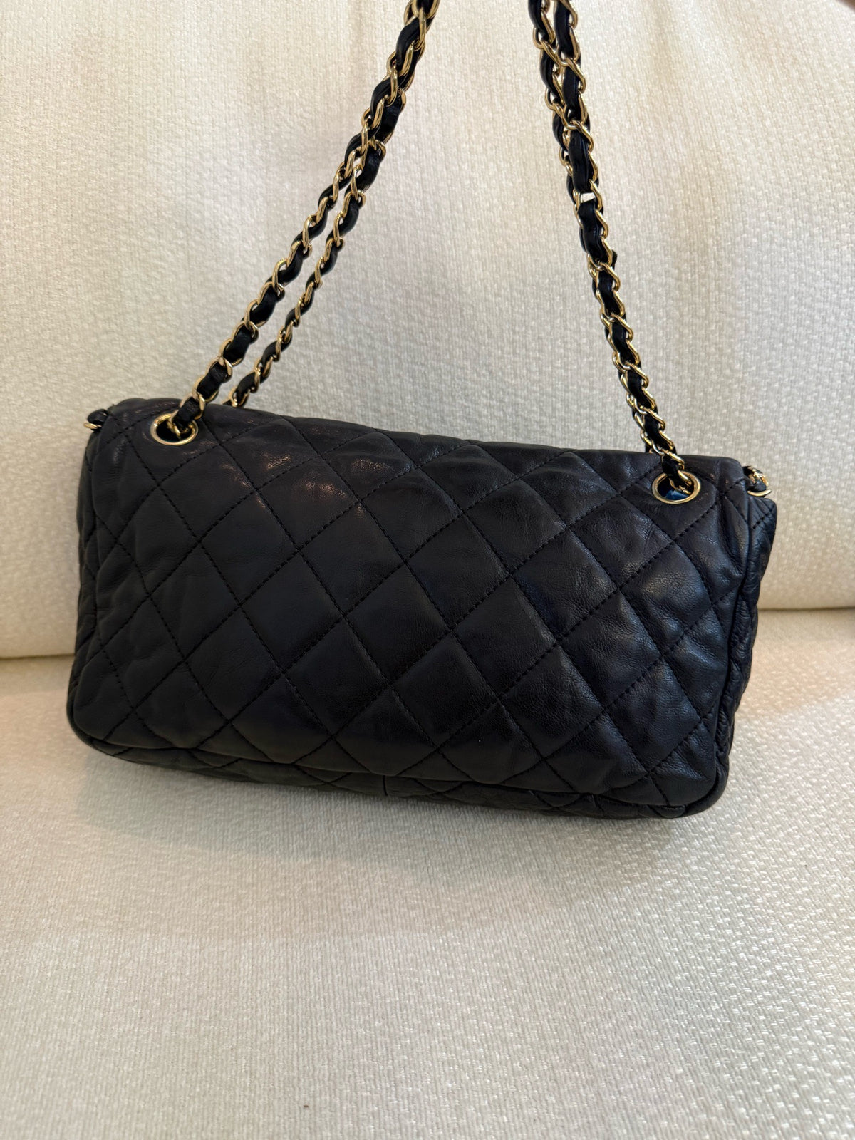 Chanel - Classic Flap - Leather - Black