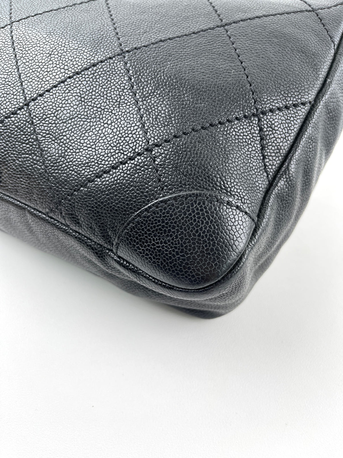 Chanel - Classic Flap - Leather - Black