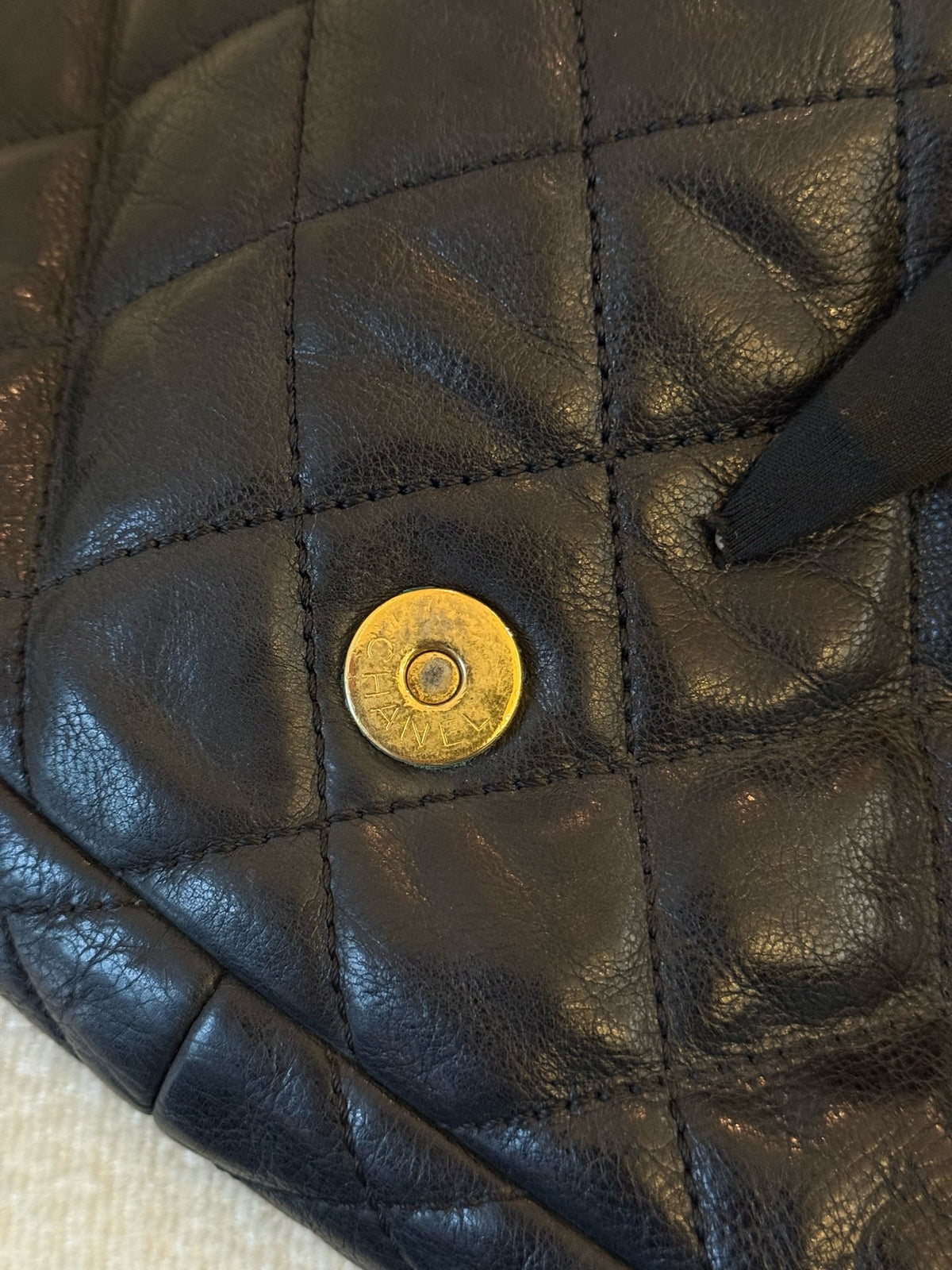Chanel - Classic Flap - Leather - Black