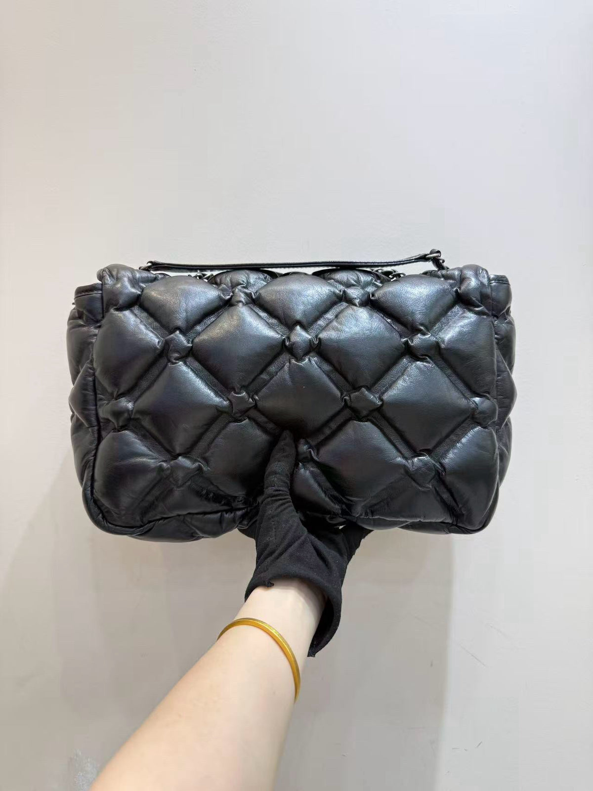 Chanel - Classic Flap - Leather - Black - (large)