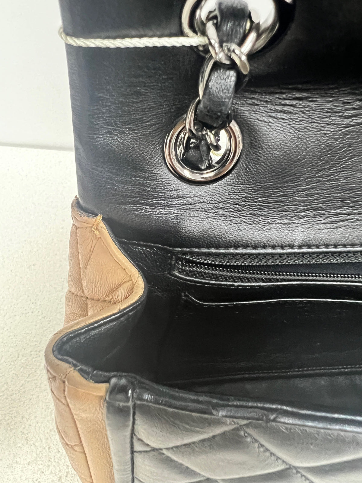 Chanel - Classic Flap - Leather - Black - (large)