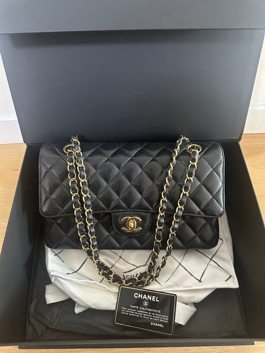 Chanel - Classic Flap - Leather - Black - (Medium)