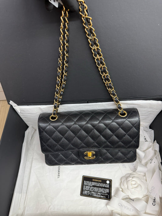 Chanel - Classic Flap - Leather - Black - (medium)