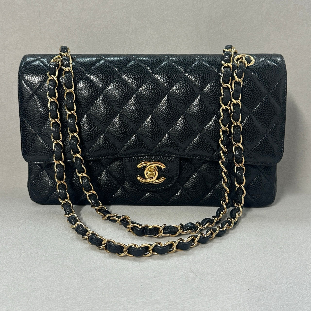 Chanel - Classic Flap - Leather - Black - (medium)