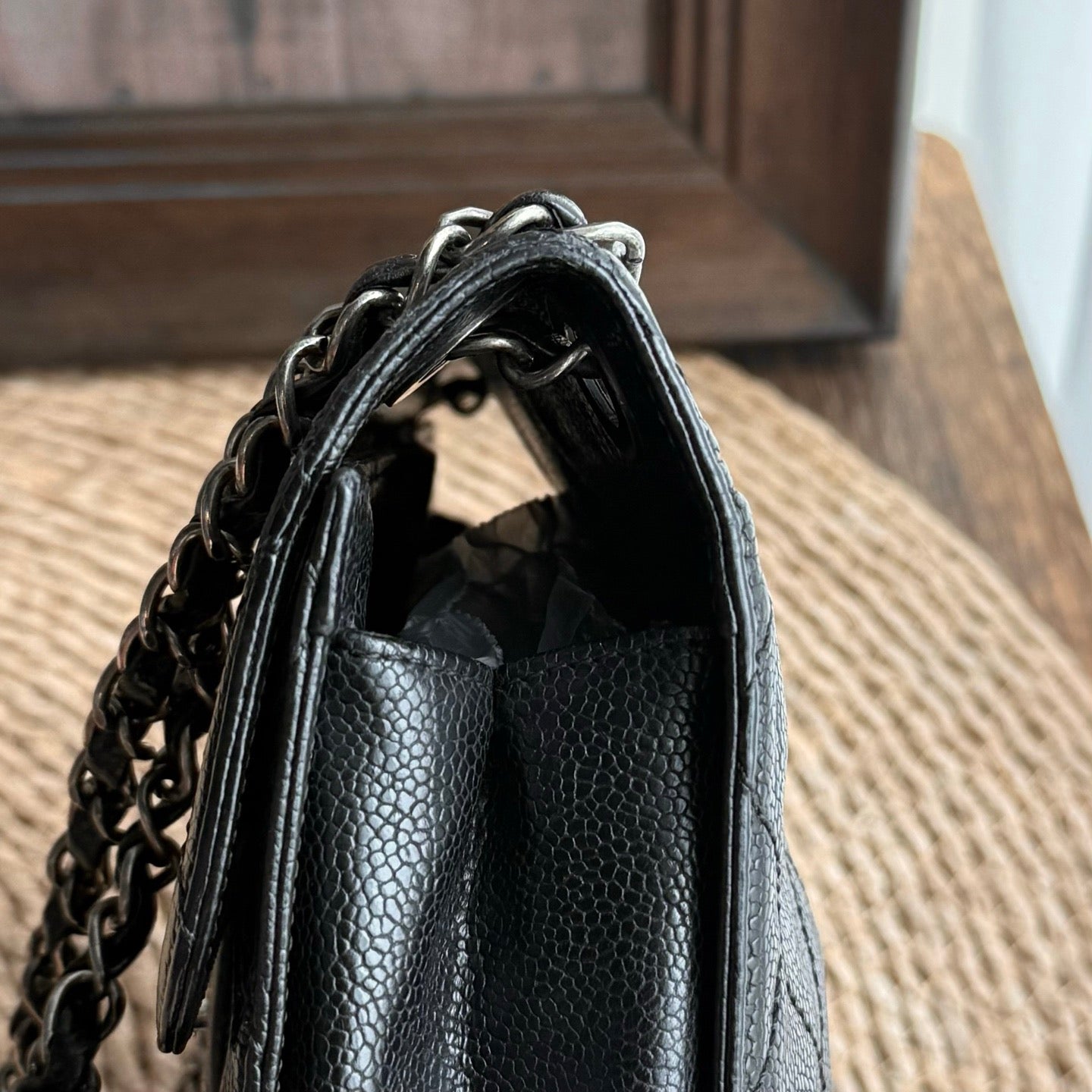 Chanel - Classic Flap - Leather - Black - (medium)