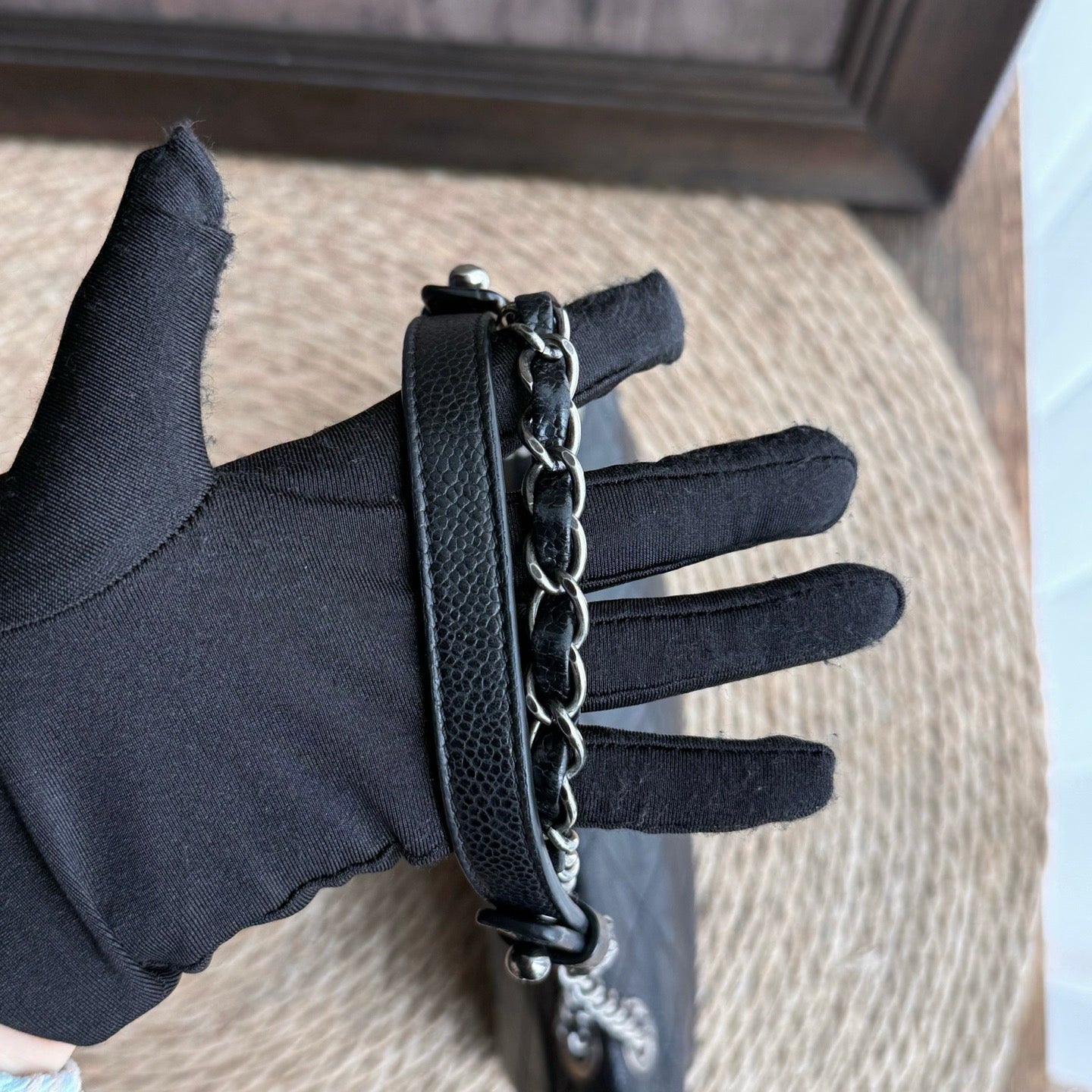Chanel - Classic Flap - Leather - Black - (medium)