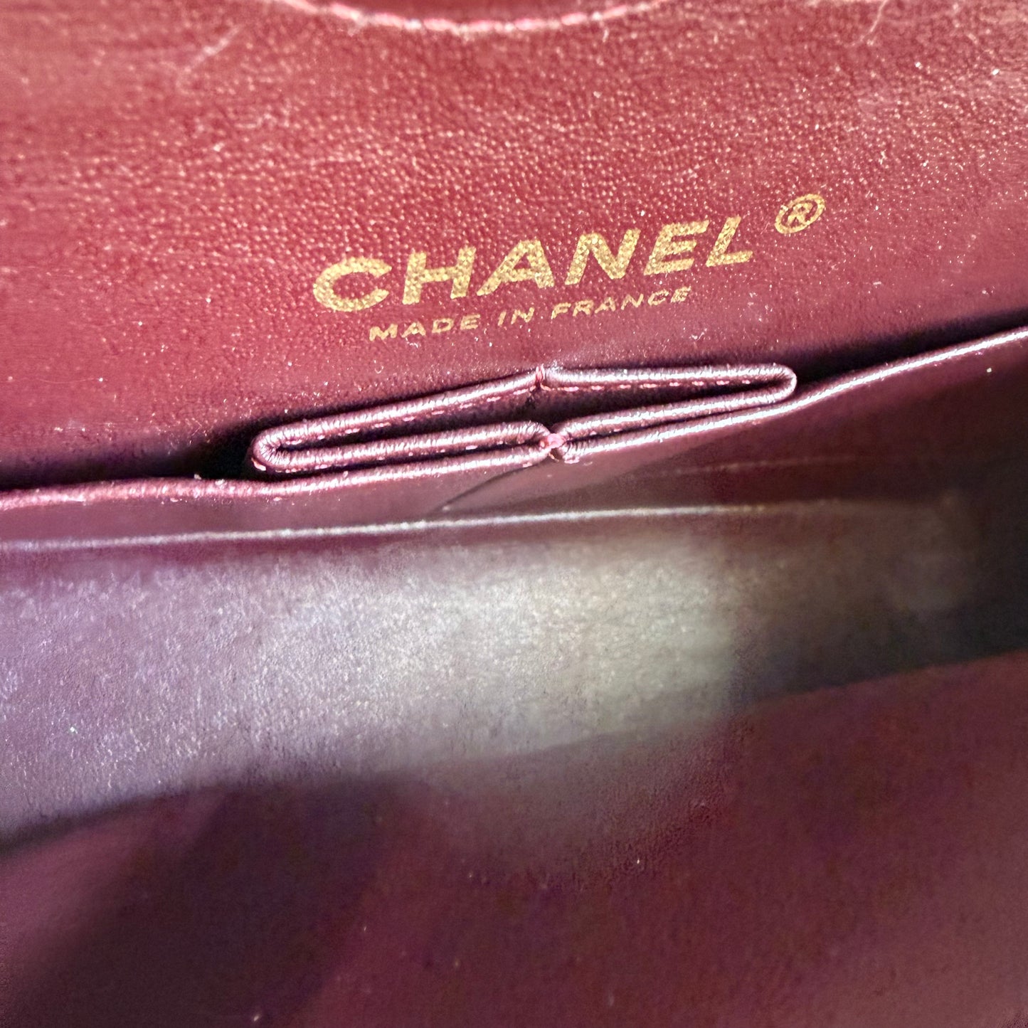 Chanel - Classic Flap - Leather - Black - (medium)