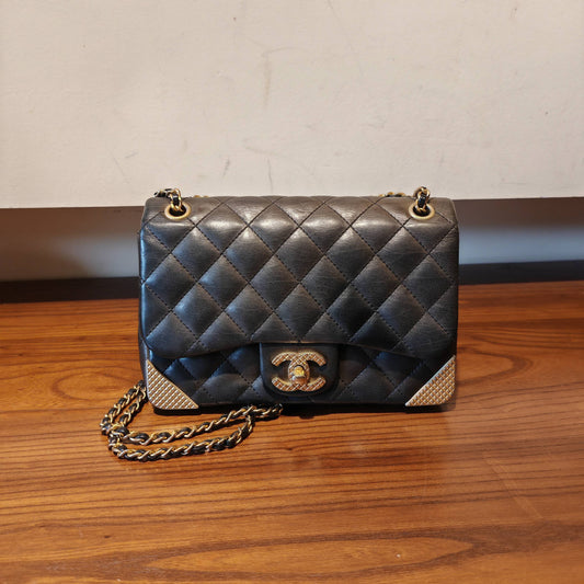 Chanel - Classic Flap - Leather - Black - (mini)