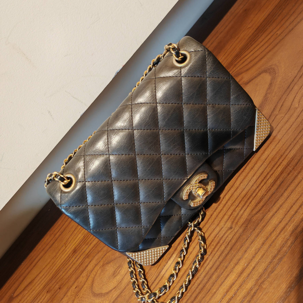 Chanel - Classic Flap - Leather - Black - (mini)