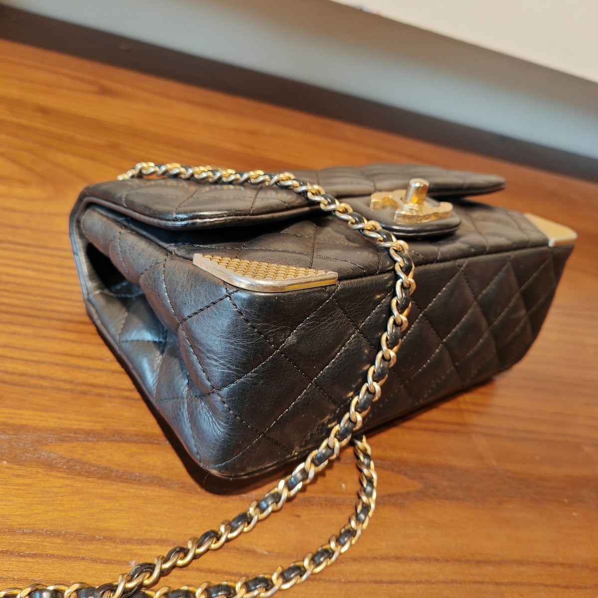 Chanel - Classic Flap - Leather - Black - (mini)
