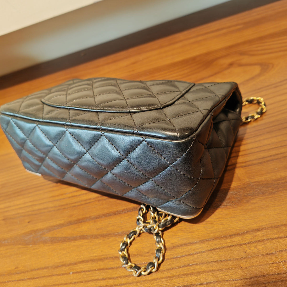 Chanel - Classic Flap - Leather - Black - (mini)