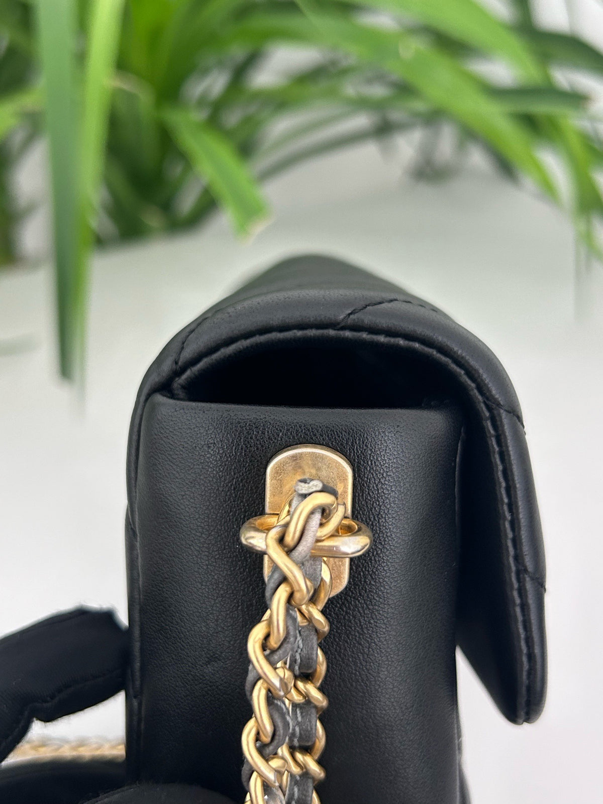 Chanel - Classic Flap - Leather - Black - (mini)