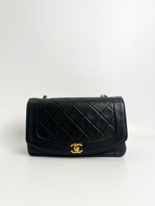 Chanel - Classic Flap - Leather - Black - (Other)