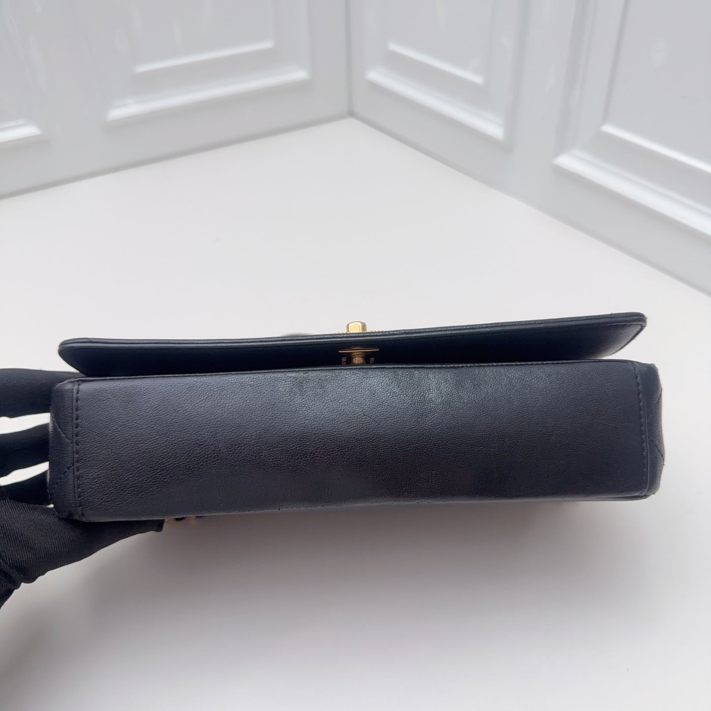 Chanel - Classic Flap - Leather - Black - (small)