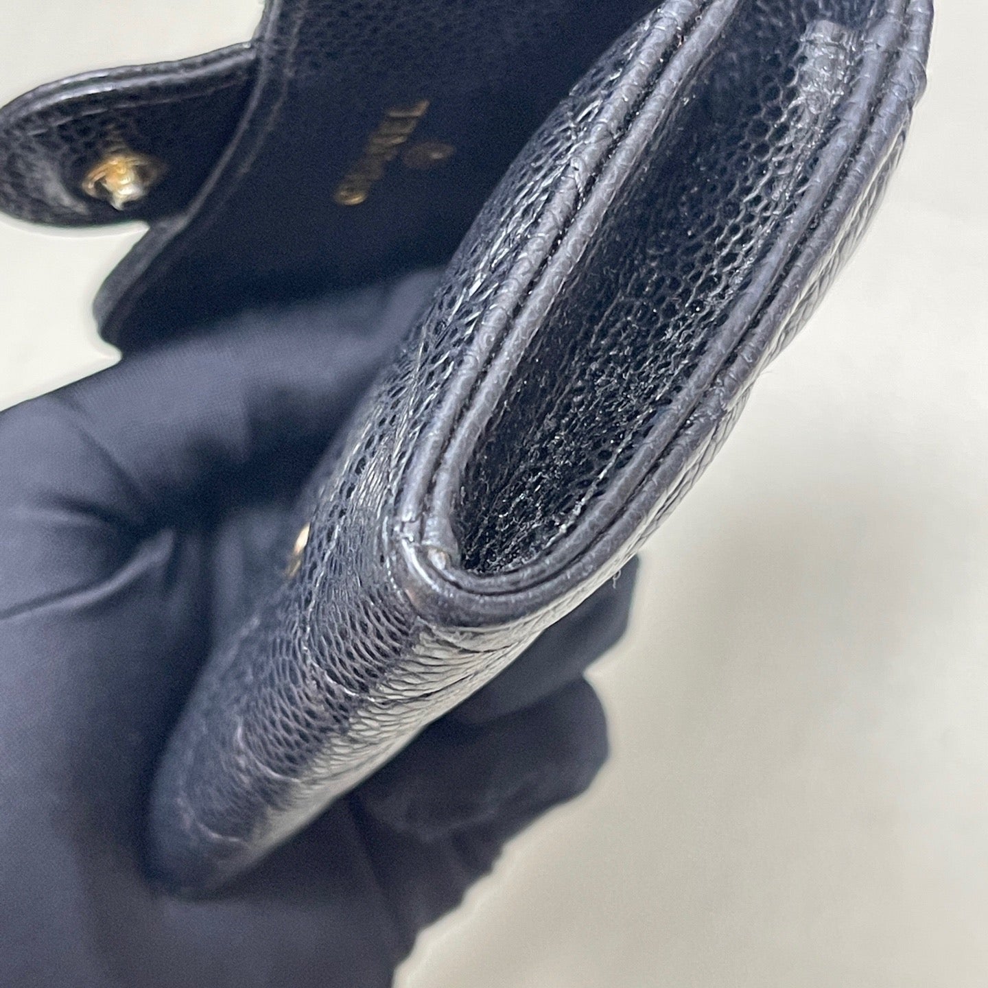 Chanel - Classic Flap - Leather - Black - (Small)