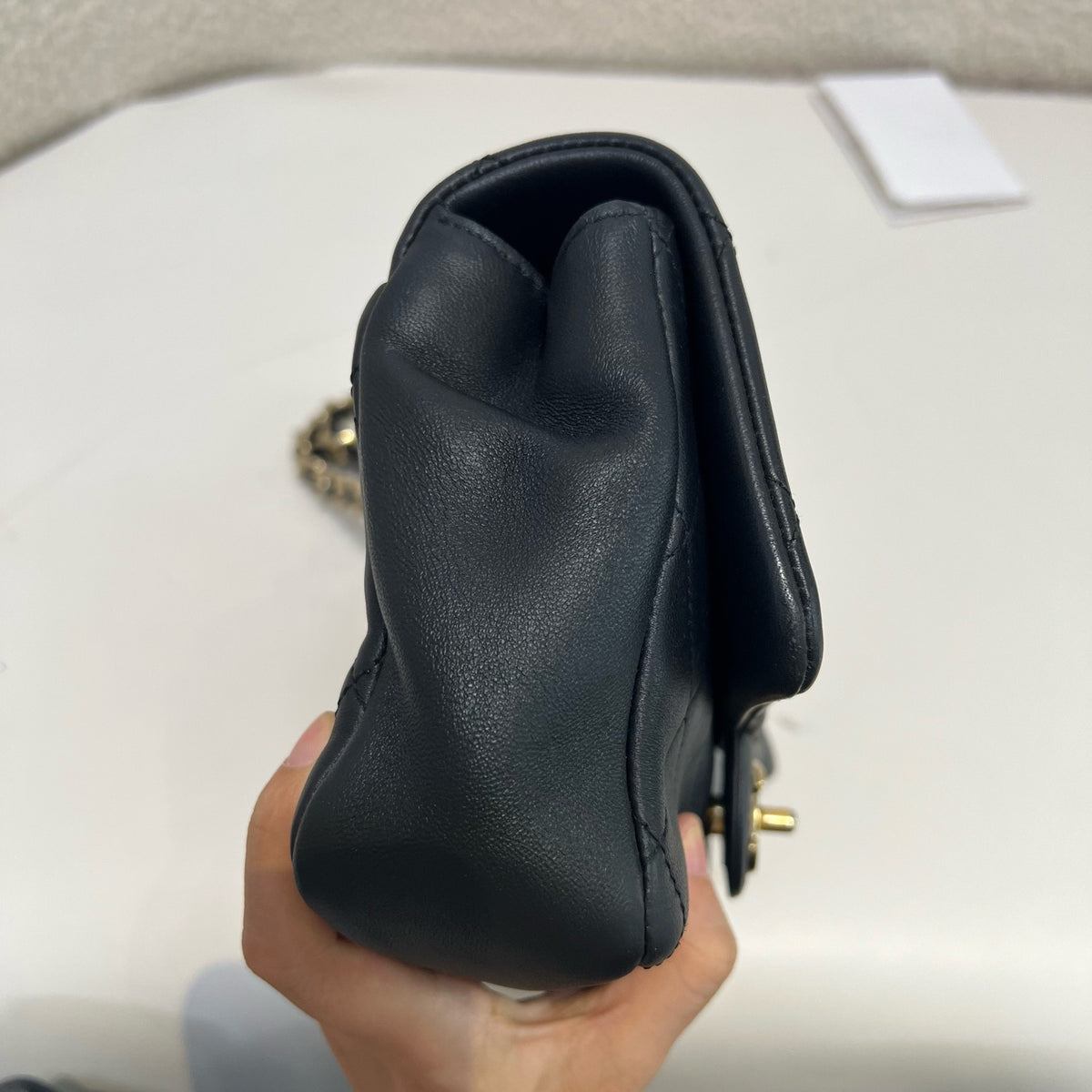 Chanel - Classic Flap - Leather - Black - (small)