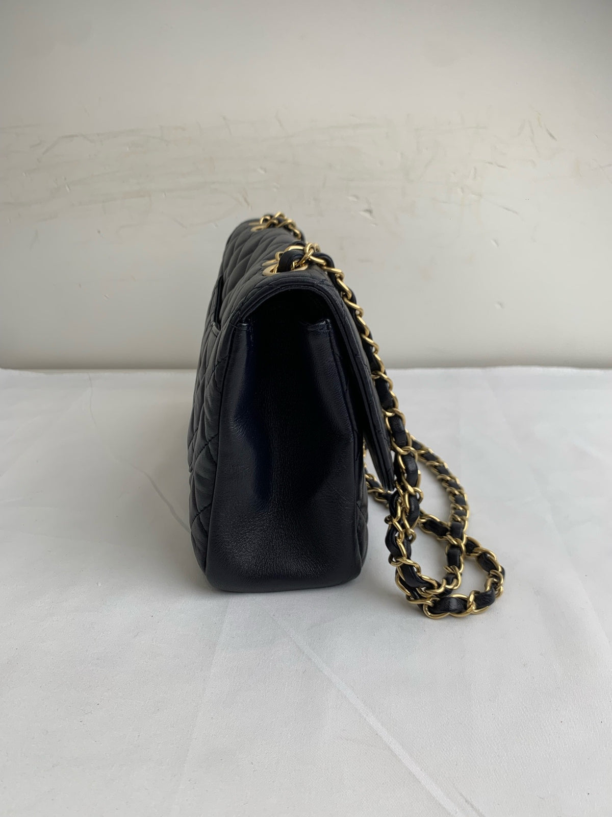 Chanel - Classic Flap - Leather - Blue - (medium)