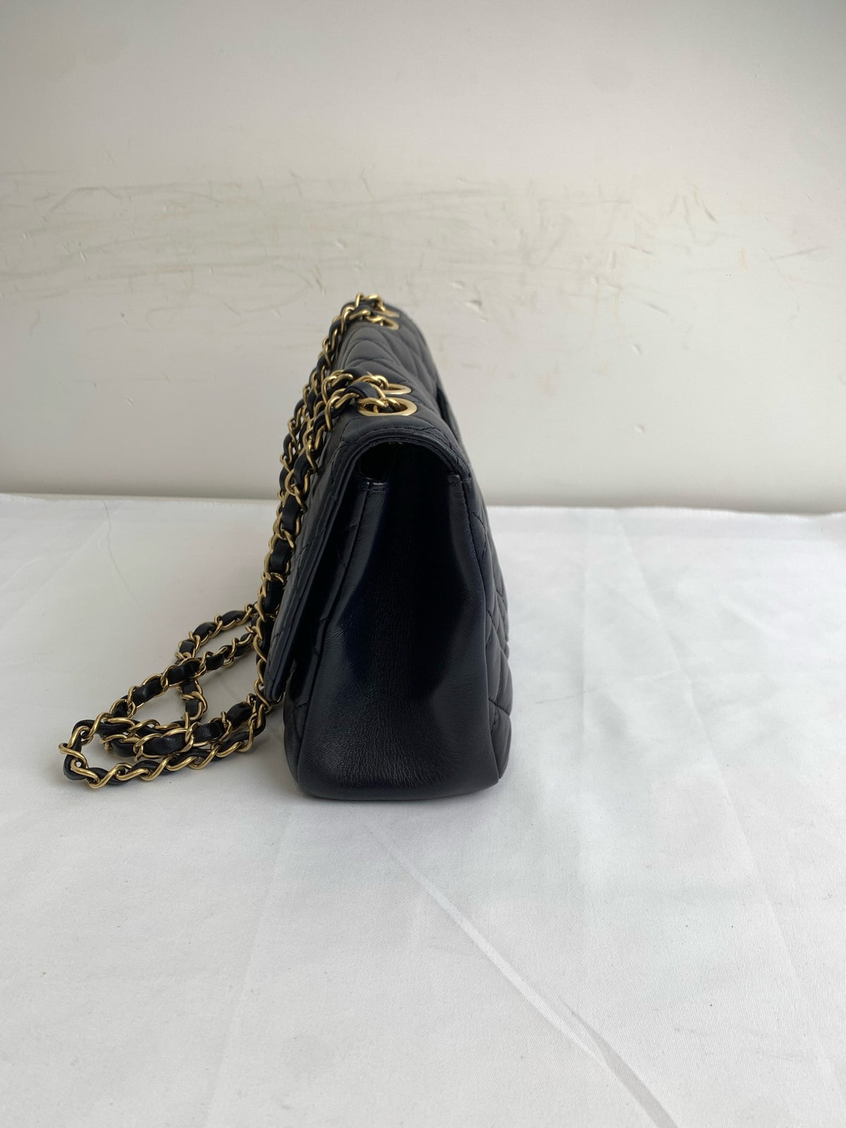 Chanel - Classic Flap - Leather - Blue - (medium)