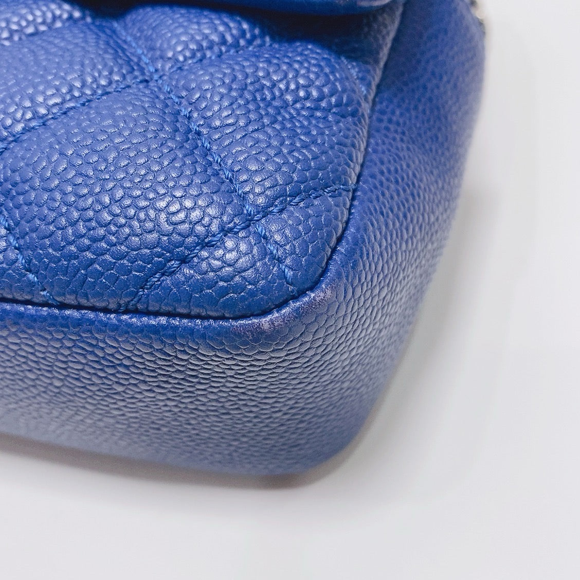 Chanel - Classic Flap - Leather - Blue - (medium)