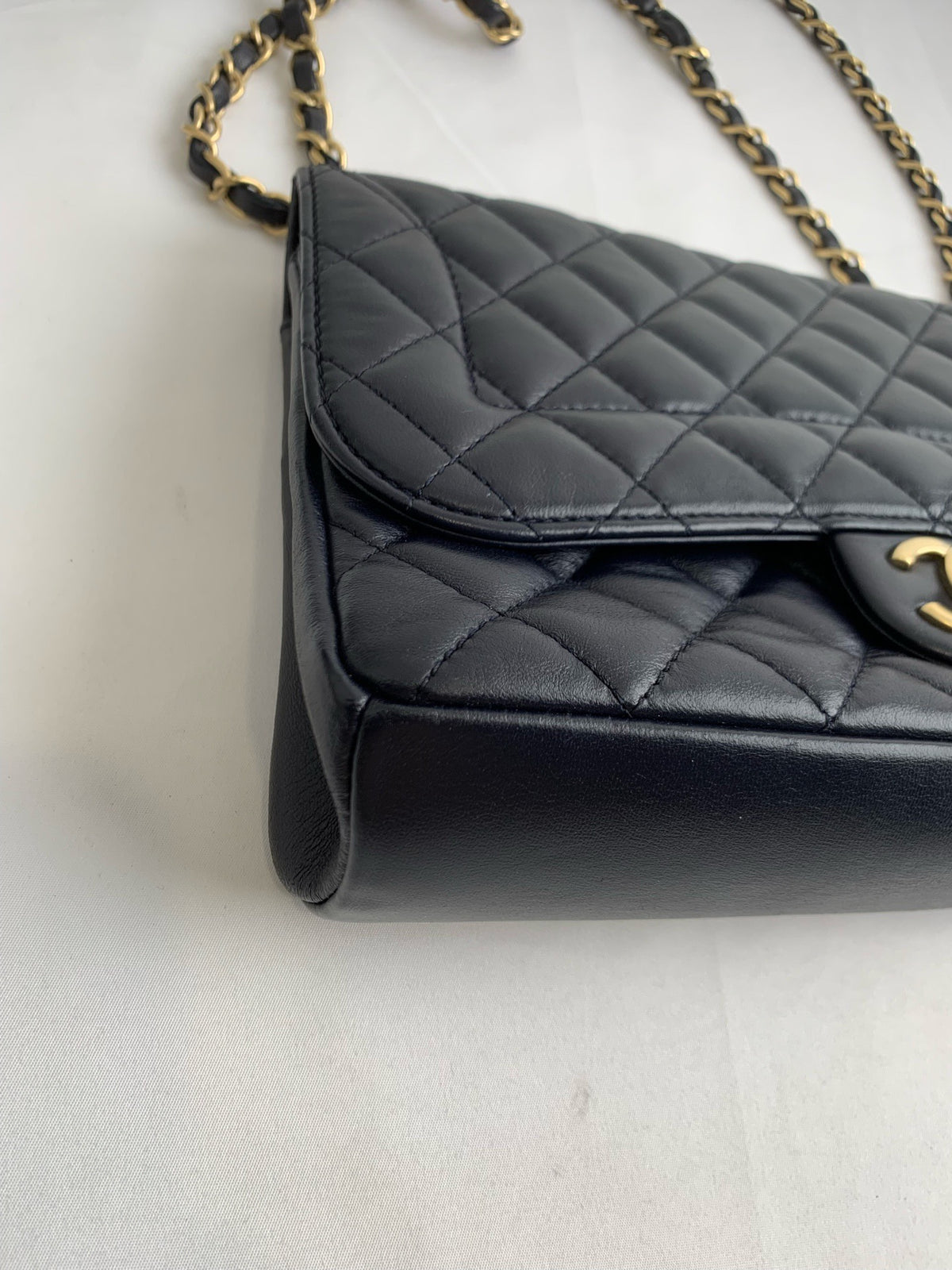 Chanel - Classic Flap - Leather - Blue - (medium)