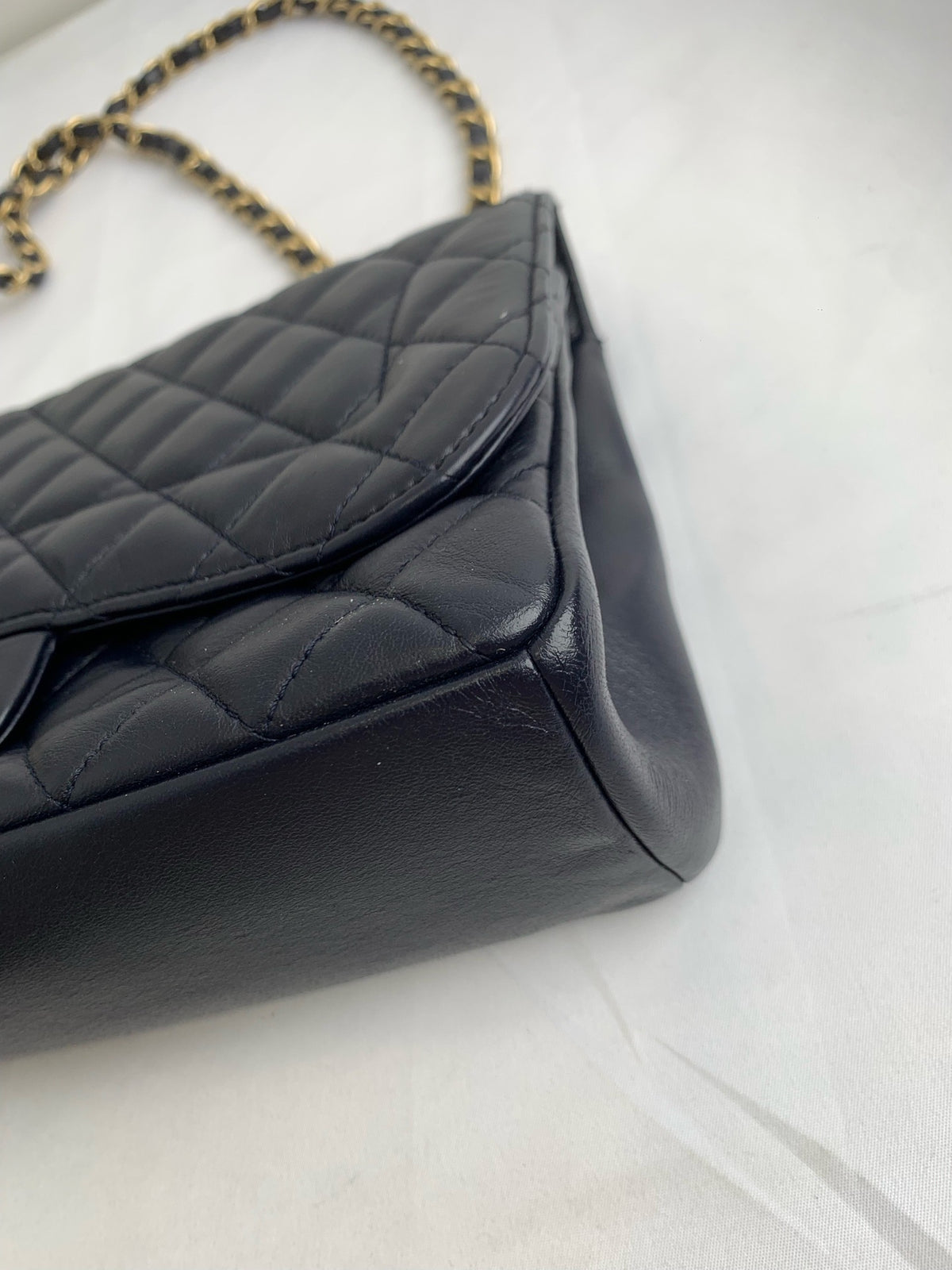 Chanel - Classic Flap - Leather - Blue - (medium)