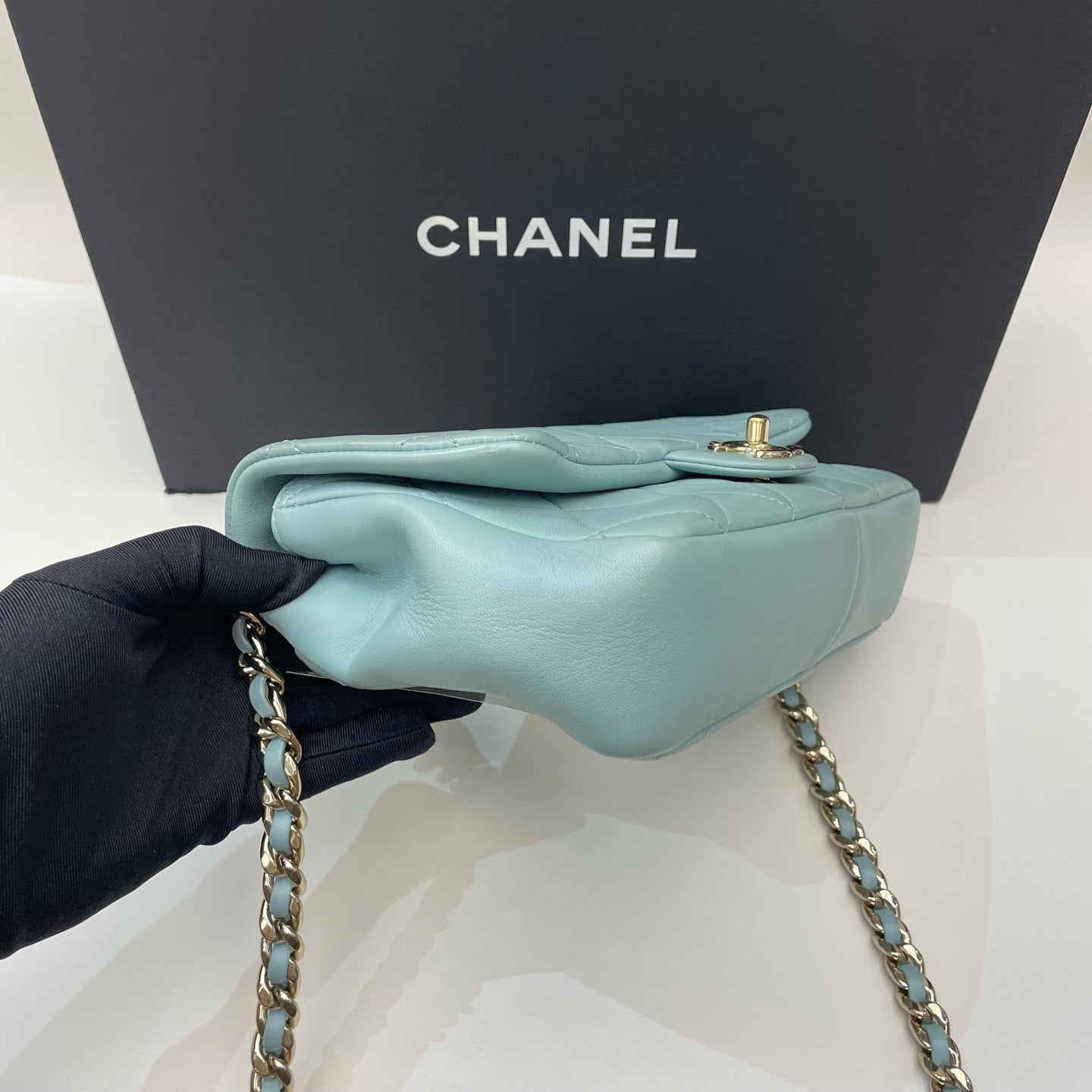 Chanel - Classic Flap - Leather - Blue - (mini)