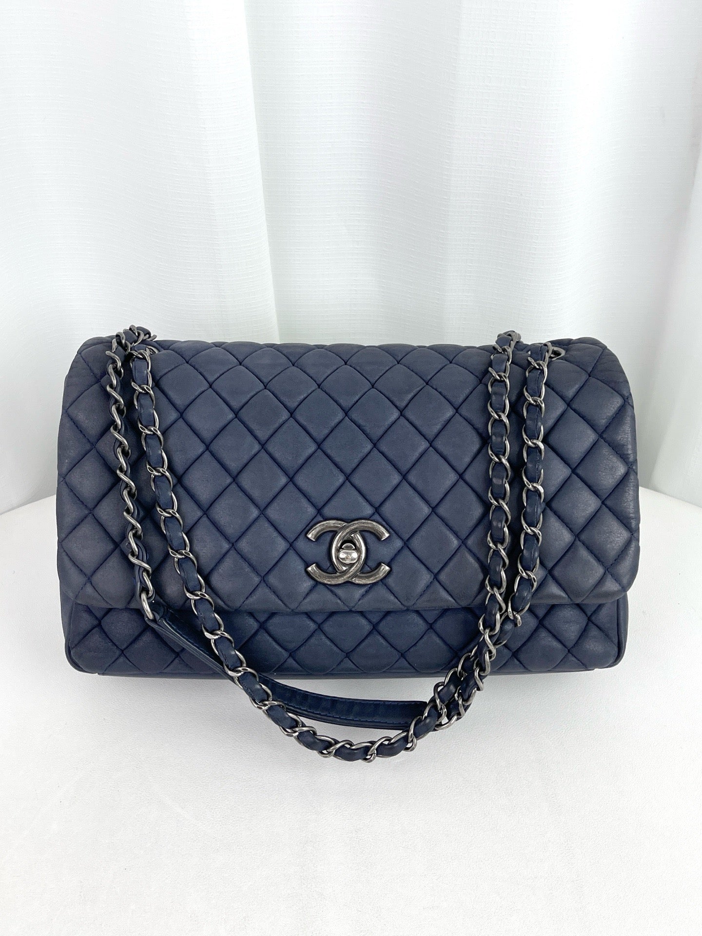 Chanel - Classic Flap - Leather - Blue - (small)