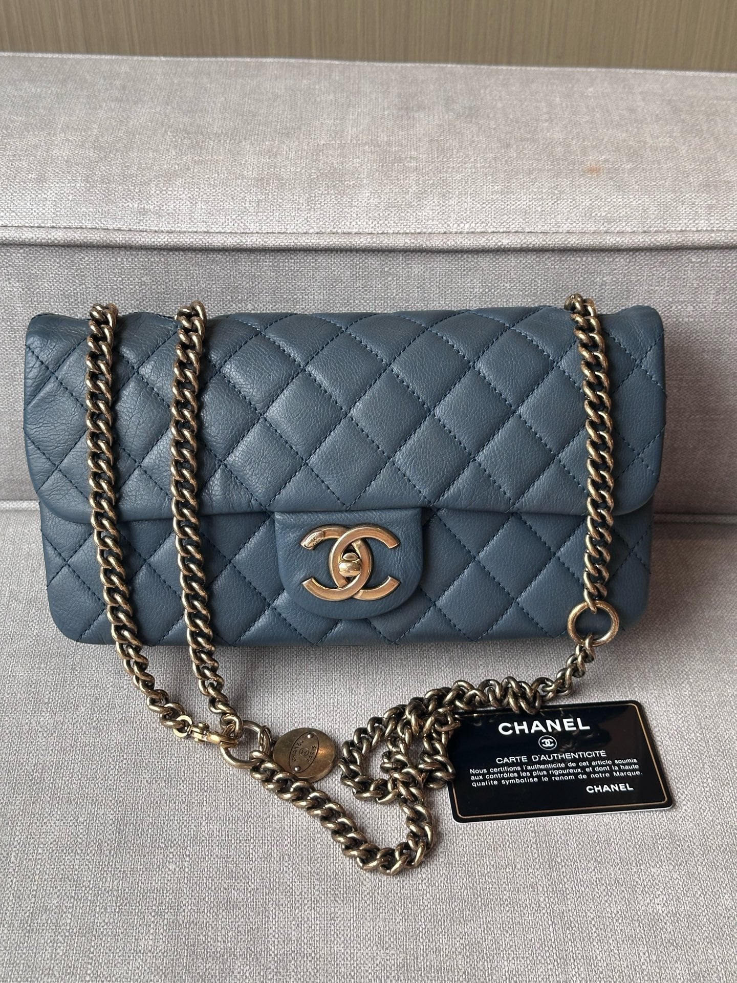 Chanel - Classic Flap - Leather - Blue - (small)