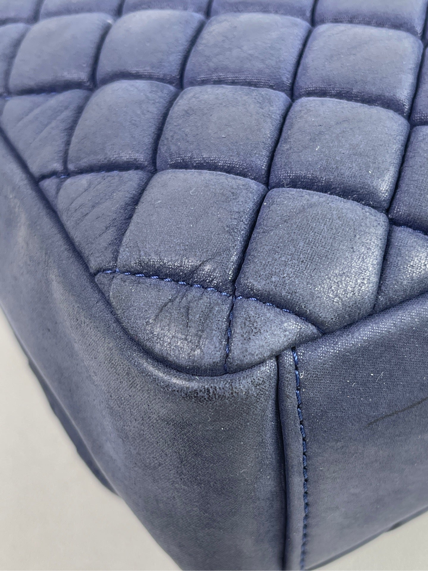 Chanel - Classic Flap - Leather - Blue - (small)